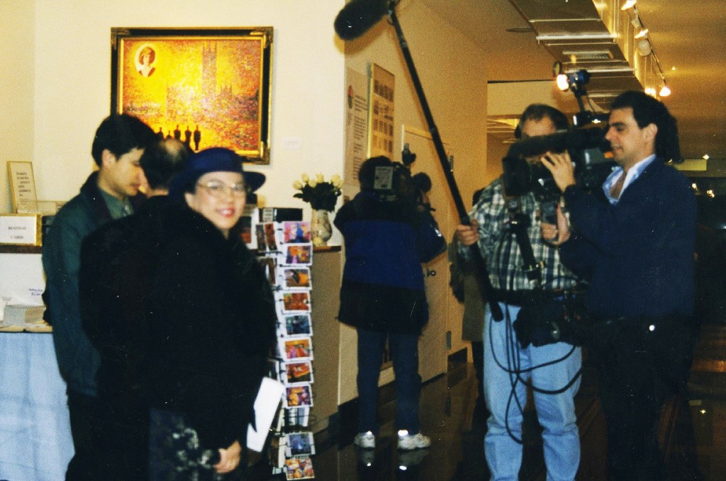 陳錦芳 的「黛妃系列」在紐約展覽贏得許多主流媒體採訪